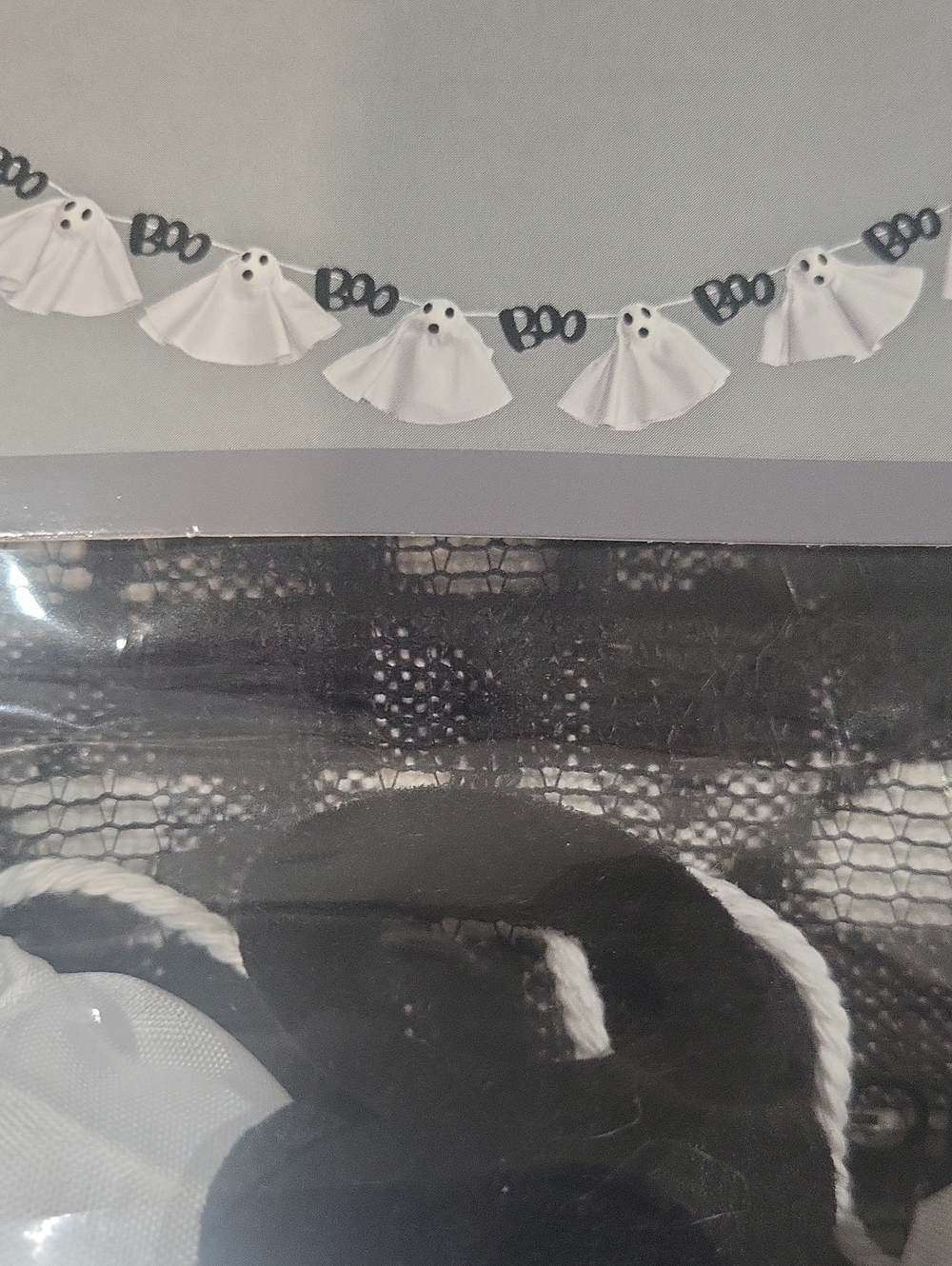 NEW👻 Cute Halloween Ghost Garland "Boo" - Picture 2 of 2